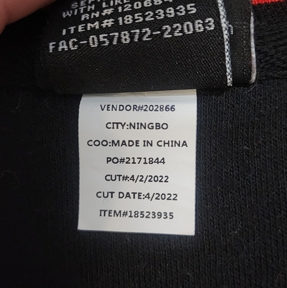 Disney One Hundred and One Dalmatians Cruella de Vil Panel Crewneck - BoxLunch - Picture 7 of 8